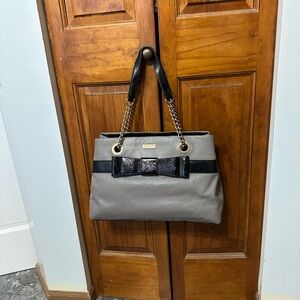 Kate Spade Beaumont Bridge Elena Gray & Black Leather  Shoulder Bag